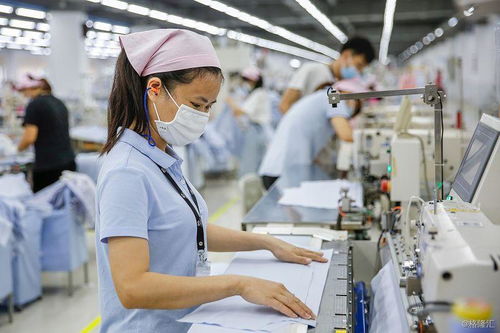 外貿(mào)訂單驟降，復(fù)工鞋帽零售企業(yè)如何破局求生？